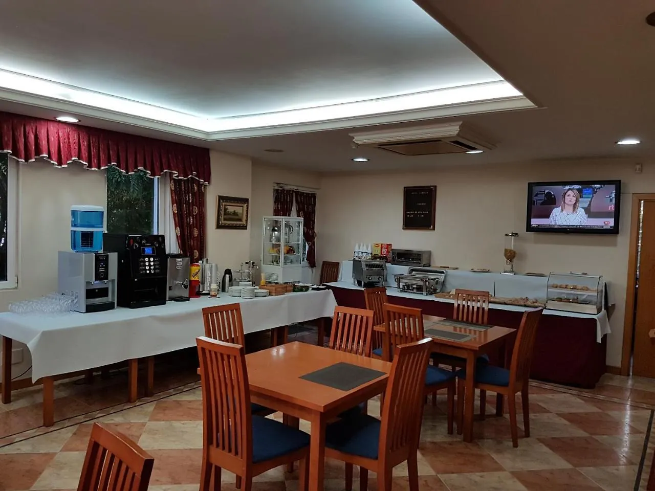 Hotel Camargo Igollo 3*,